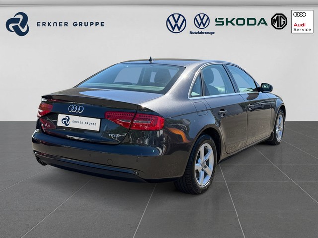Foto 1 - Audi A4 Lim. 1.4TFSI Multitronic Ambiente+AHK+Xenon, Lavagrau Perleffekt
