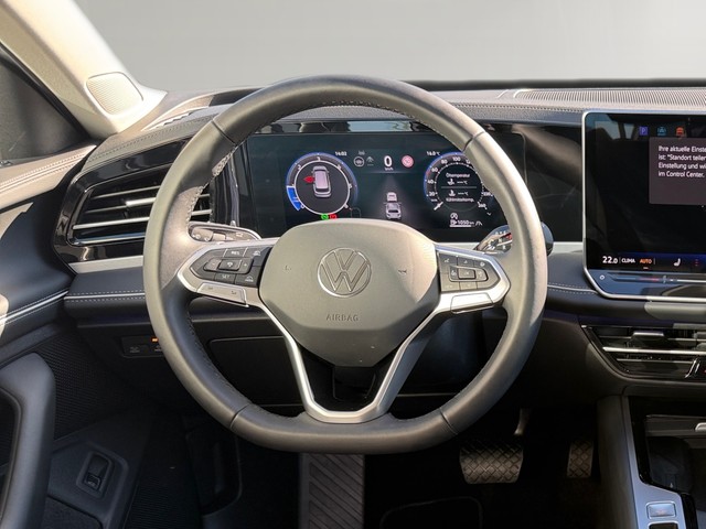 Foto 1 - Volkswagen Passat 2.0TDI DSG Elegance IQ LIGHT+AHK+ACC+NAVI, Pure White