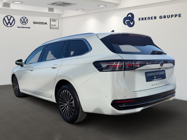Foto 1 - Volkswagen Passat 2.0TDI DSG Elegance IQ LIGHT+AHK+ACC+NAVI, Pure White