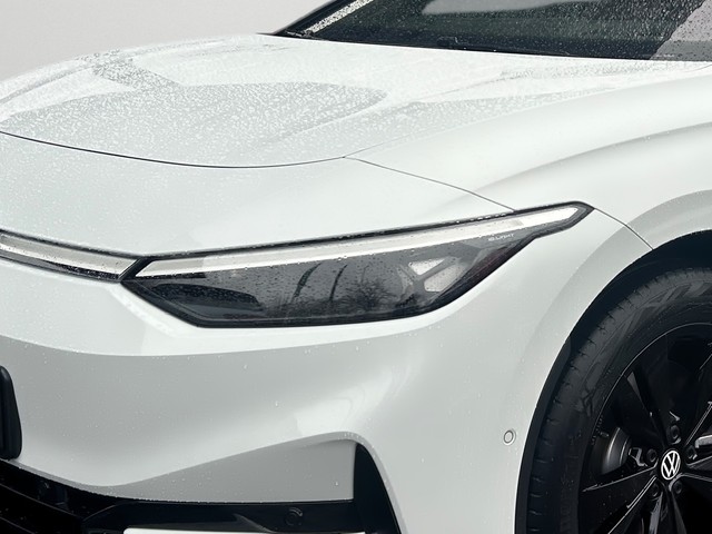 Foto 1 - ID.7 Tourer Pro S 210 kW 86kWh AHK+WÄPU+STDHZ+, Gletscherweiß Metallic
