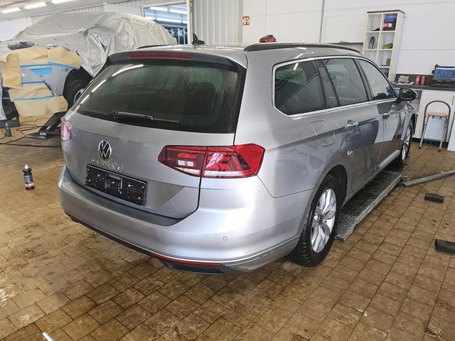 Foto 1 - Volkswagen Passat Variant 2.0TDI DSG +NAVI+KAMERA+ACC+LED+, Pyritsilber Metallic