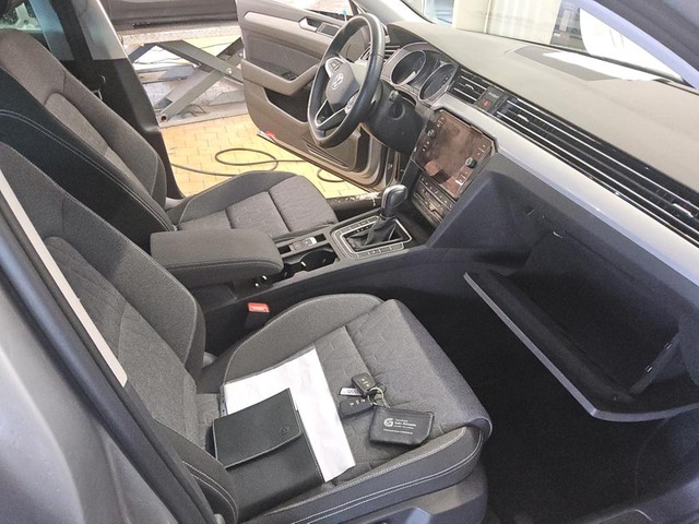 Foto 1 - Volkswagen Passat Variant 2.0TDI DSG +NAVI+KAMERA+ACC+LED+, Pyritsilber Metallic