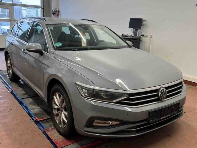 Foto 1 - Volkswagen Passat Variant 1.5TSI DSG +IQ LIGHT+KAMERA+DAB+, Mondsteingrau