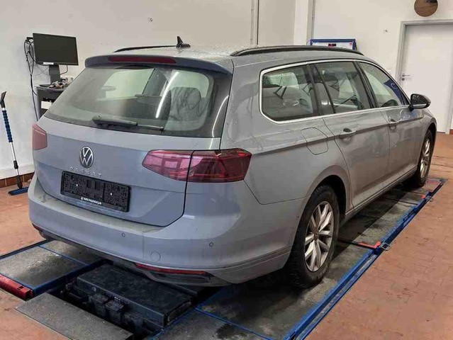 Foto 1 - Volkswagen Passat Variant 1.5TSI DSG +IQ LIGHT+KAMERA+DAB+, Mondsteingrau