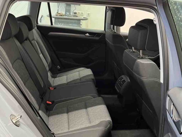 Foto 1 - Volkswagen Passat Variant 1.5TSI DSG +IQ LIGHT+KAMERA+DAB+, Mondsteingrau