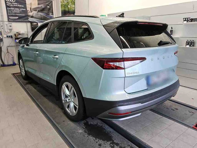 Foto 1 - SKODA ENYAQ 50 109KW Loft+NAVI+KAMERA+ACC+KAMERA+, Arctic Silber Metallic