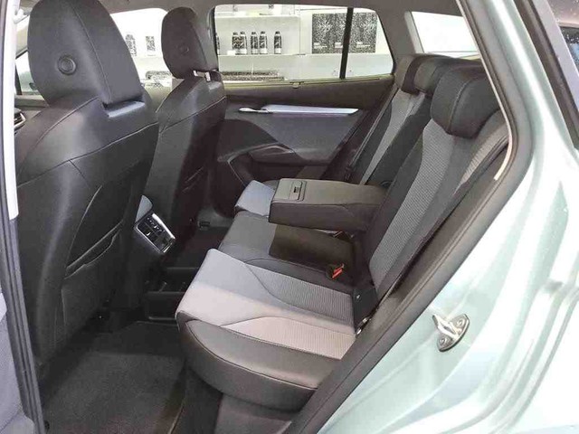 Foto 1 - SKODA ENYAQ 50 109KW Loft+NAVI+KAMERA+ACC+KAMERA+, Arctic Silber Metallic