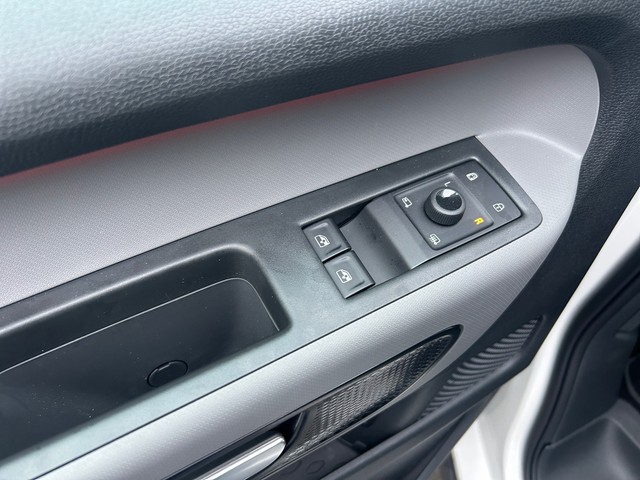 Foto 1 - Scirocco , Candy-Weiß