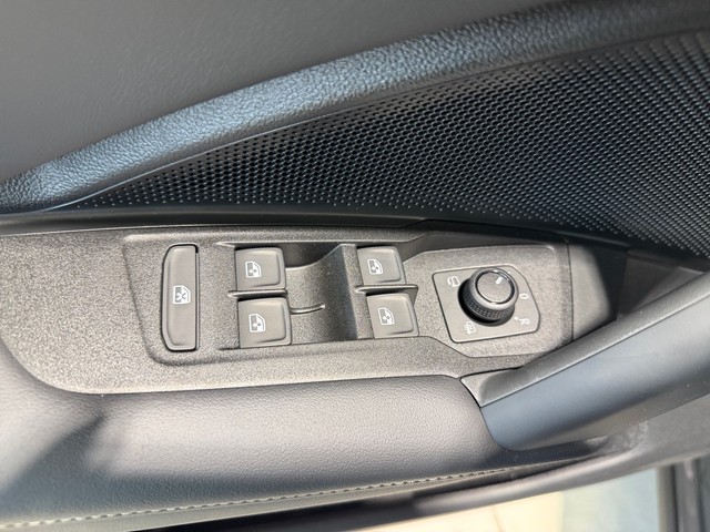 Foto 1 - Volkswagen Tiguan 1.5eTSI DSG Life GJR+SHZ+NAVI+ACC+KESSY+, Uranograu