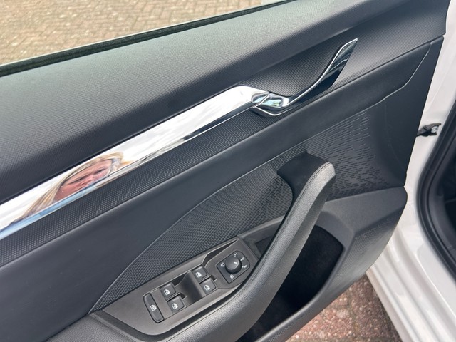 Foto 1 - SKODA OCTAVIA COMBI 2.0TDI DSG Style+ACC+LED+SHZ+DAB, Candy-Weiss