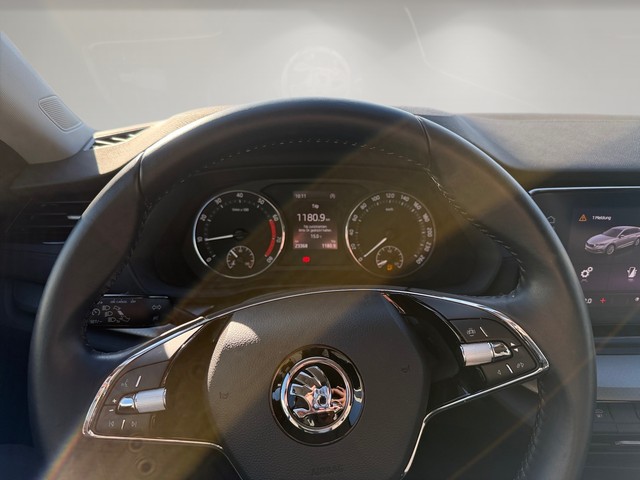 Foto 1 - SKODA OCTAVIA Com. Ambition 1.0 TSI 81kW LED+TEMPO+DAB, Energy-Blau