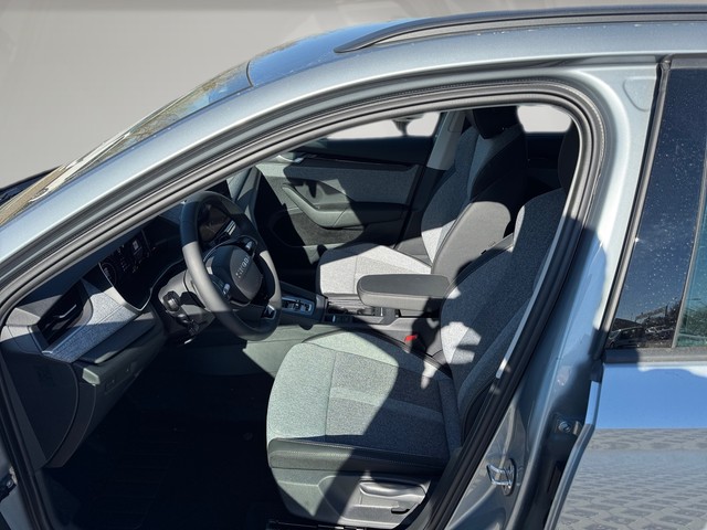 Foto 1 - SKODA OCTAVIA COMBI 2.0 TDI DSG Balance +AHK+CANTON+ACC+SHZ+PDC+RFK+, Smokey Diamond-Silber Metallic